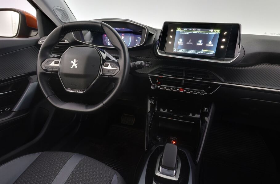 Peugeot e-2008 vaihtoauto