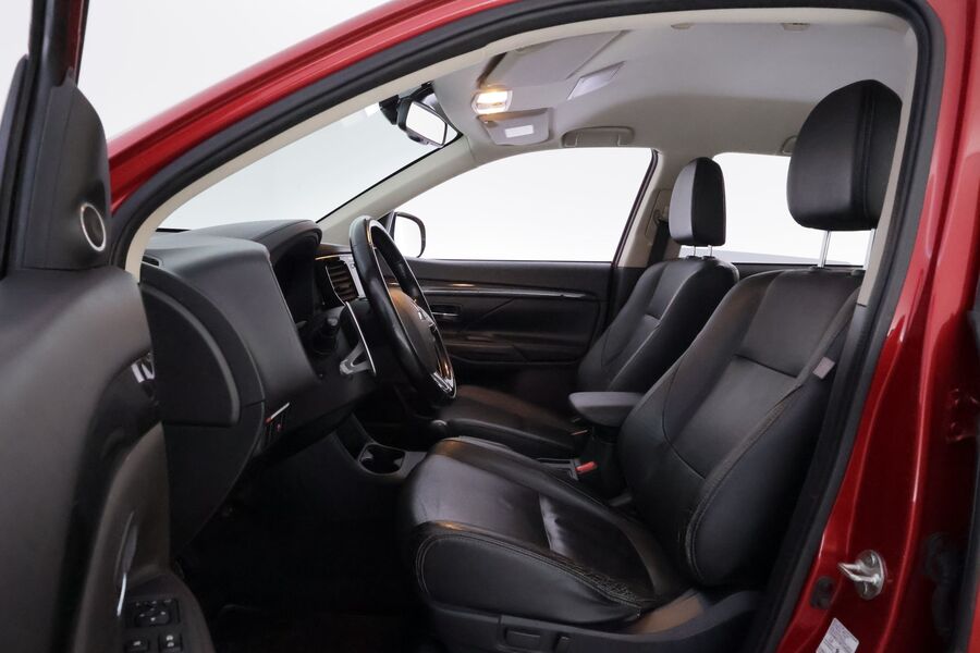 Mitsubishi Outlander vaihtoauto