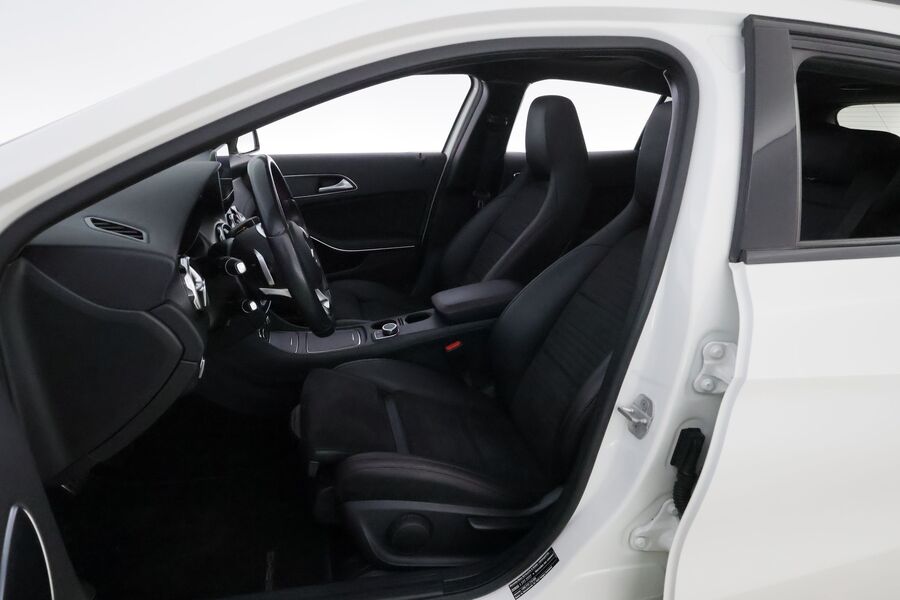 Mercedes-Benz GLA vaihtoauto