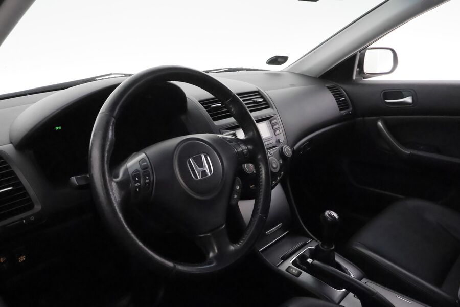 Honda Accord vaihtoauto