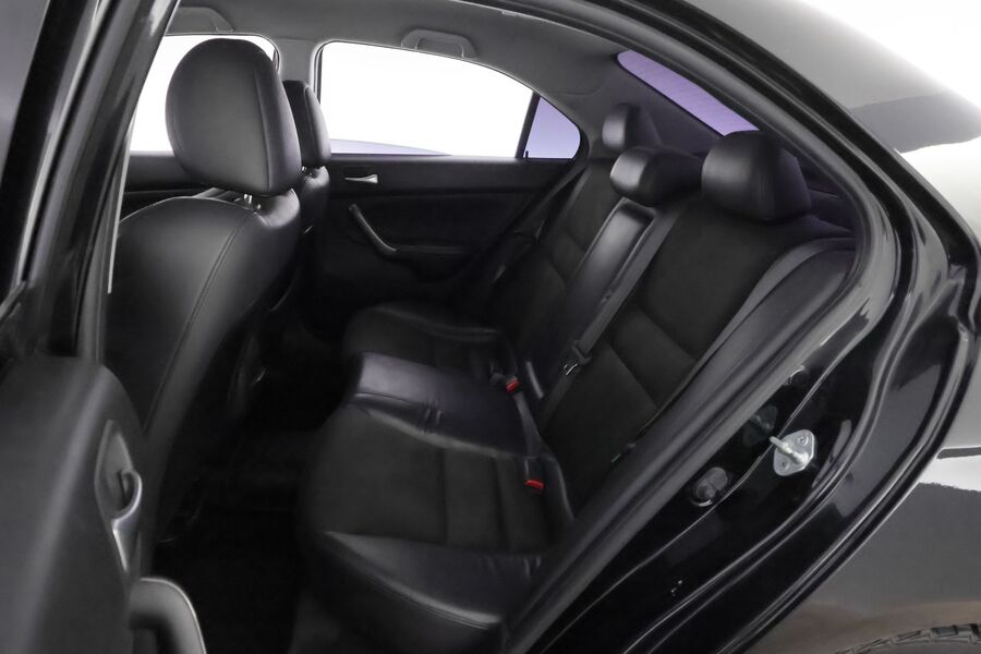 Honda Accord vaihtoauto