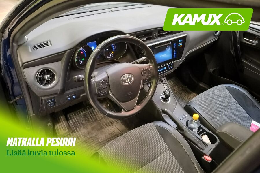 Toyota Auris vaihtoauto