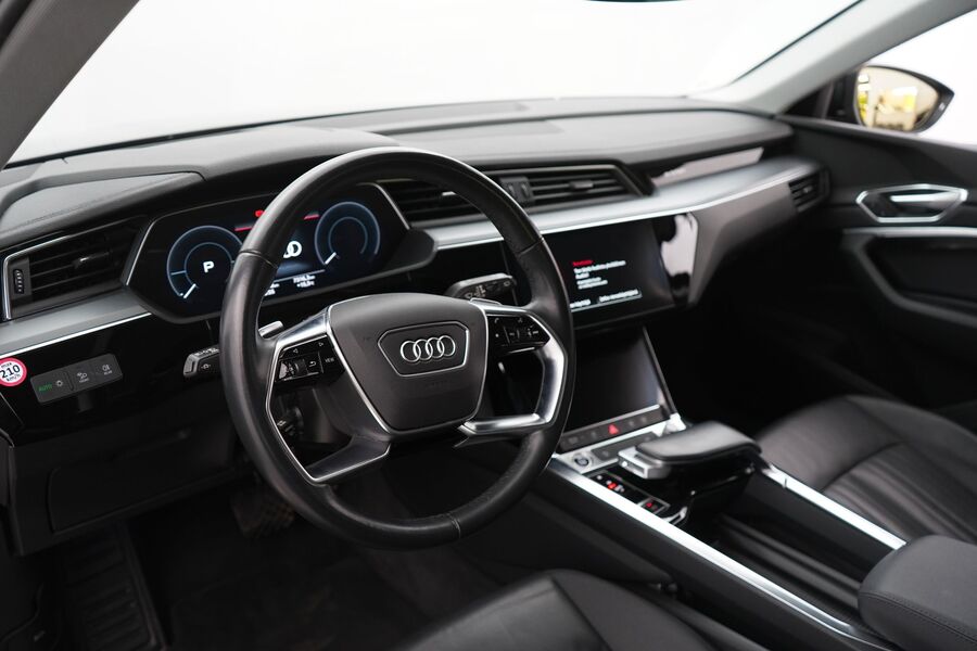 Audi e-tron vaihtoauto