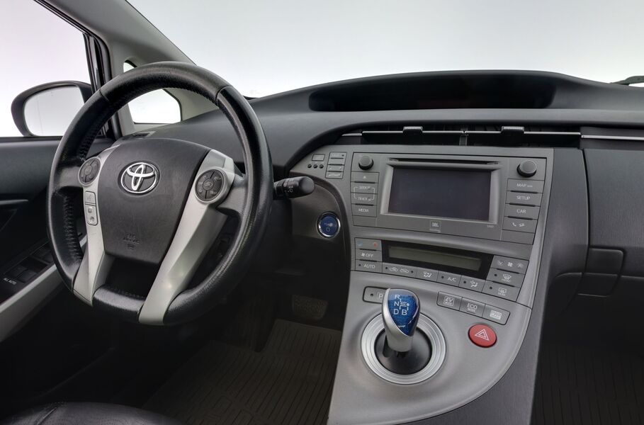 Toyota Prius vaihtoauto