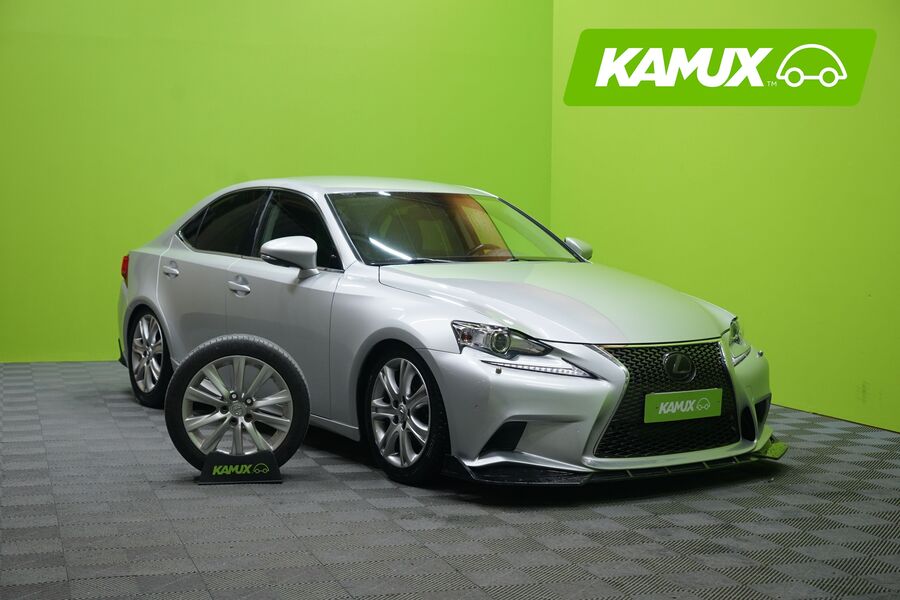 Lexus IS vaihtoauto