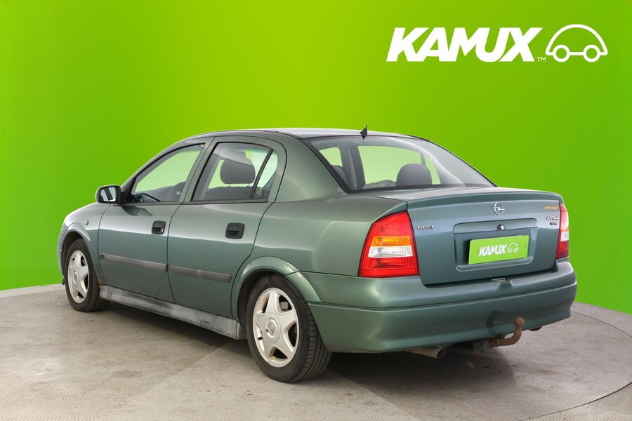 Opel Astra vaihtoauto