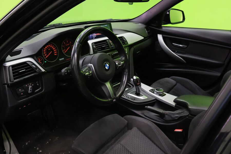 BMW 330 vaihtoauto
