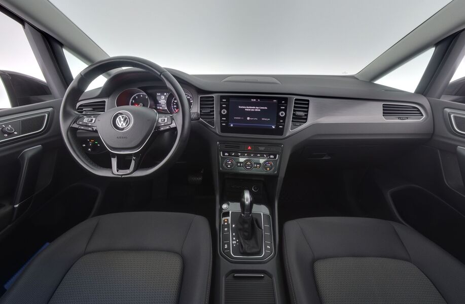 Volkswagen Golf Sportsvan vaihtoauto