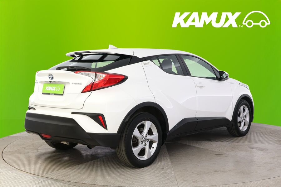 Toyota C-HR vaihtoauto