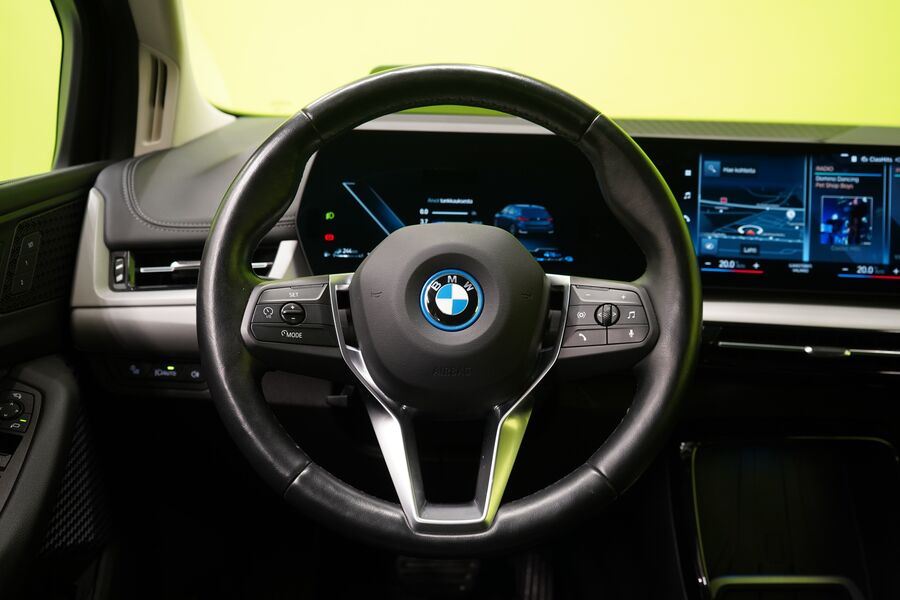 BMW 225 vaihtoauto