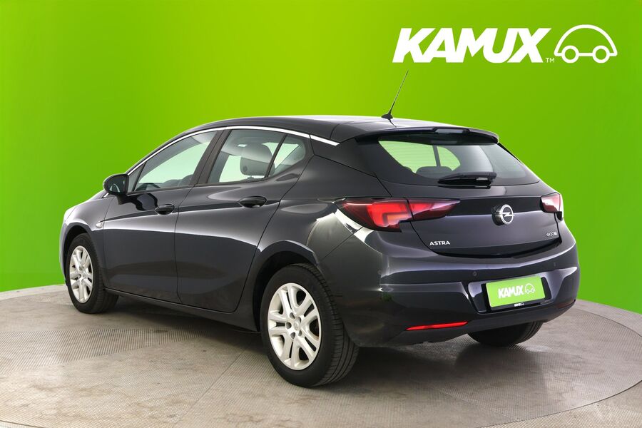 Opel Astra vaihtoauto