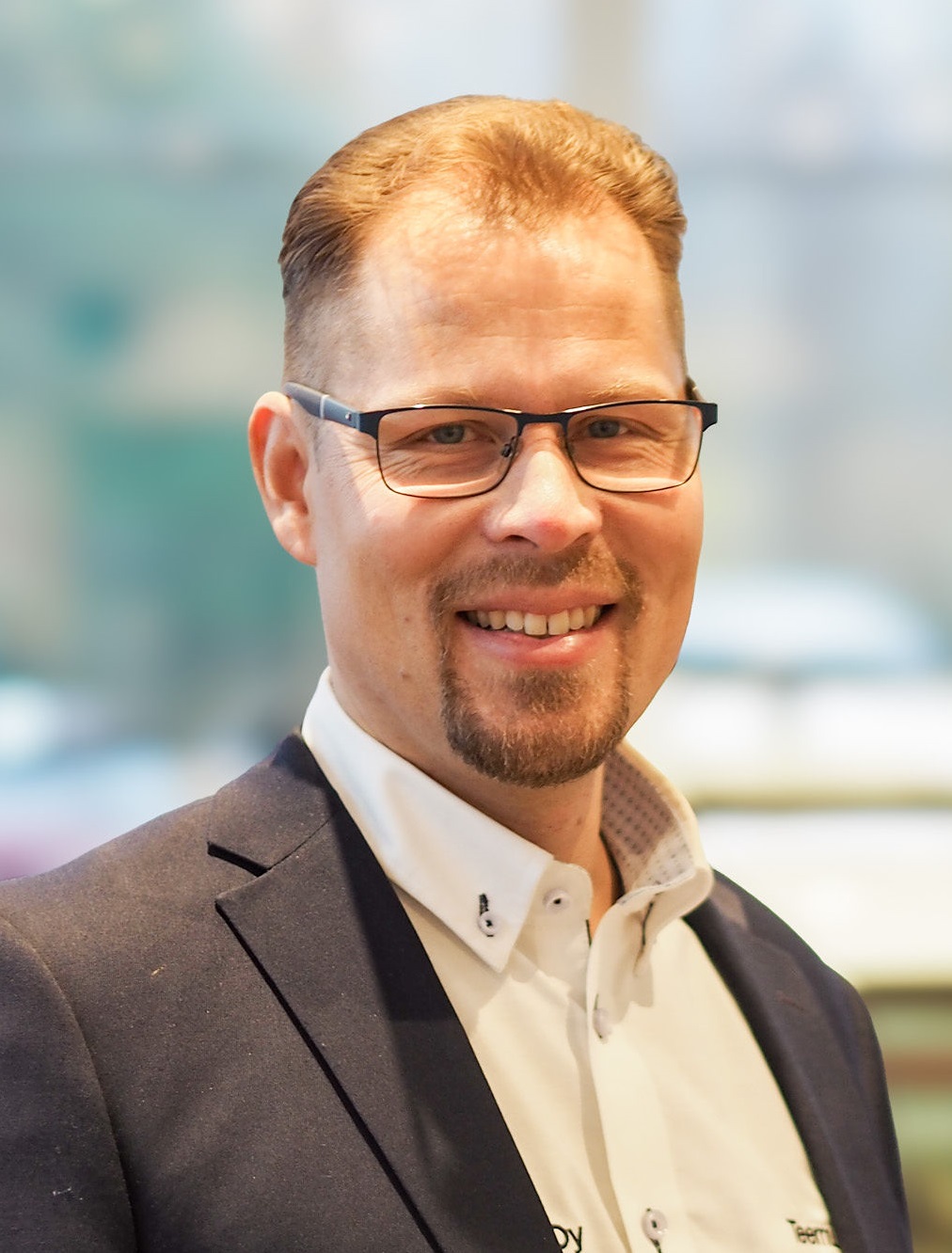 VW Vaihtoautomyyjä / Bilförsäljare business-users/184937/main_tiinanen_web_1761295758275.jpg